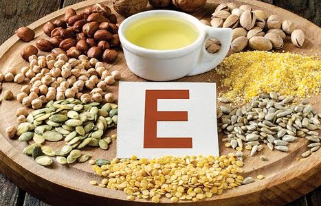 CAN VITAMIN E BE REDUCED OR REPLACED IN LIVESTOCK FEED ?